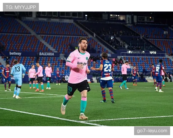 坎塞洛持续高光表现助巴萨再添联赛胜利 坎塞洛持续高光表现助巴萨再添联赛胜利