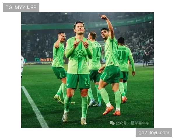 奥格斯堡战术与激情并存,表现抢眼引发关注 奥格斯堡战术与激情并存,表现抢眼引发关注