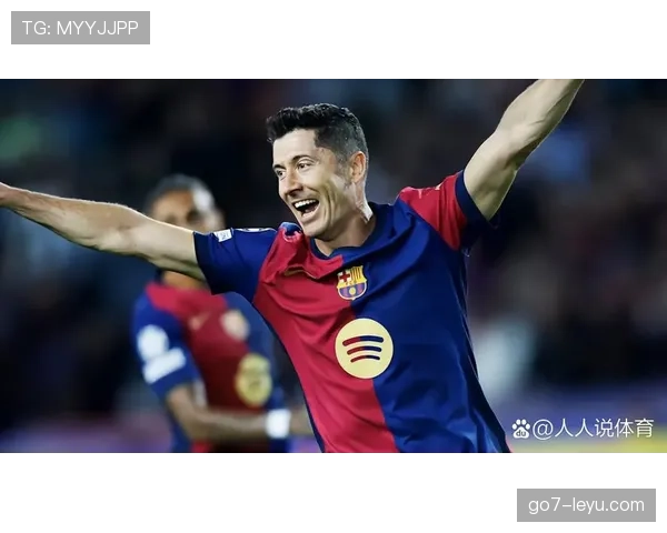 莱万多夫斯基欧冠闪耀，强势表现助球队稳步迈向冠军