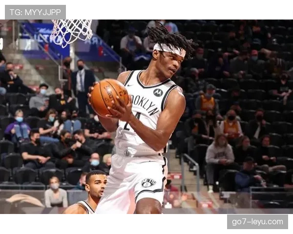 坎特 vs 卡塞米罗：扫荡能力与位置纪律对比