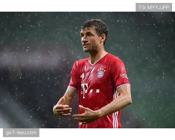 莱万多夫斯基转会拜仁决策解析：从挑战者到统治者的关键转折